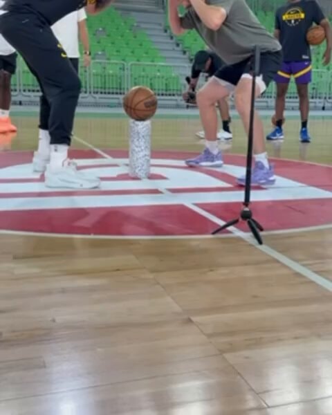 Luka Doncic vs Austin Reaves skills challenge