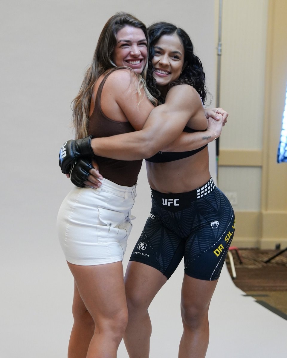 Mackenzie Dern supports Natalia Silva