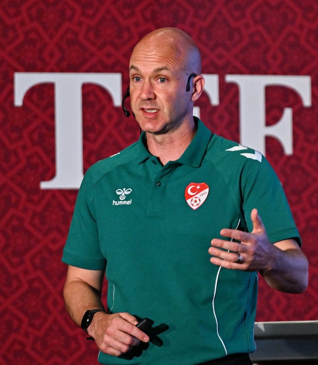 Serdal Adalı on Anthony Taylor