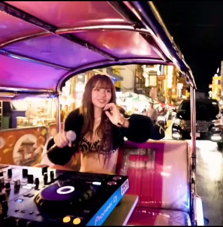 LISA Tuktuk Radio Special