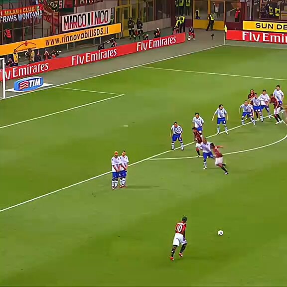 Seedorf masterclass on the pitch
