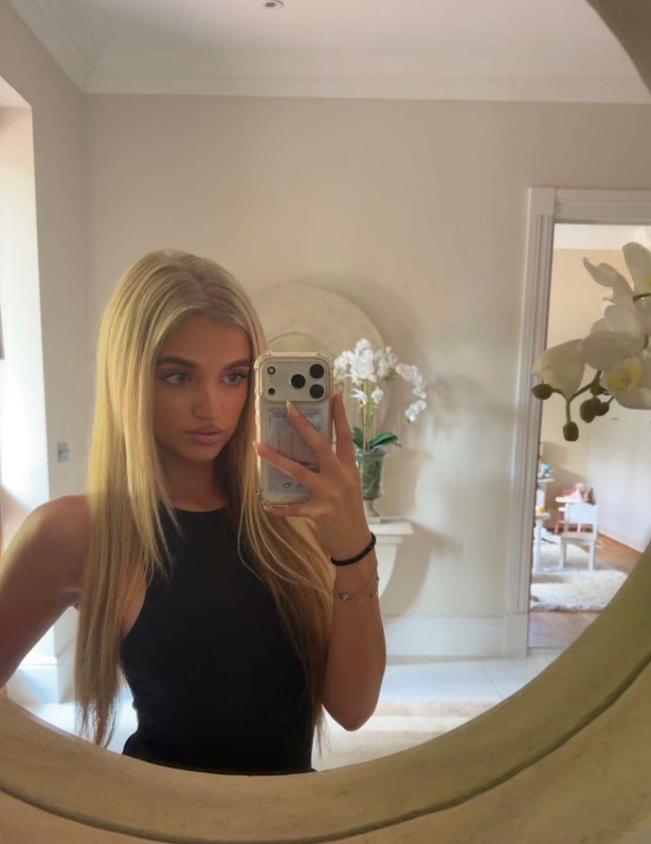 Princess Andre mirror selfie