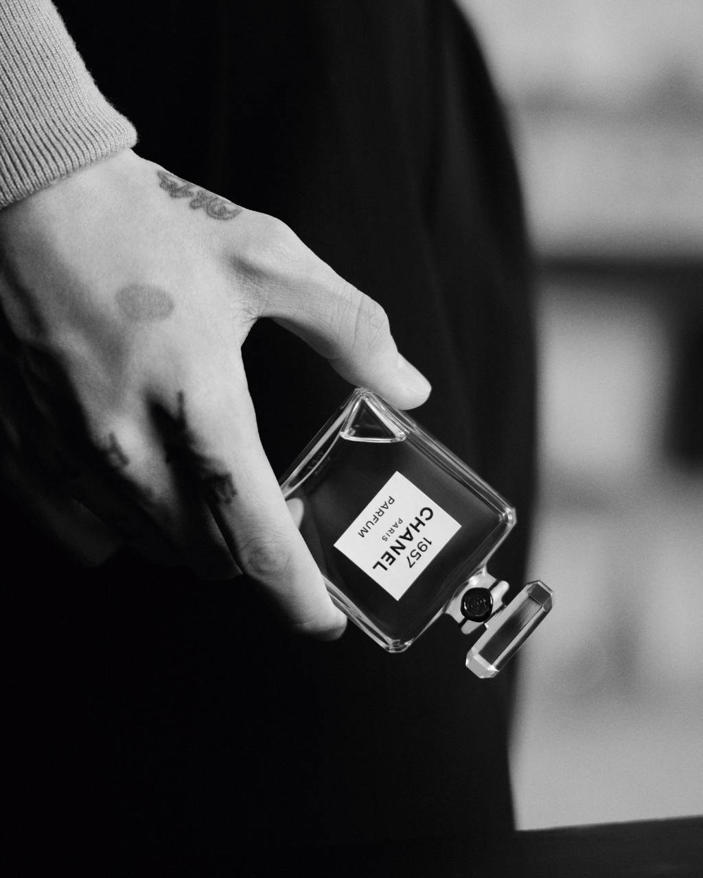 Jungkook CHANEL 1957 campaign with Olivier Polge (photo 4 of 4)