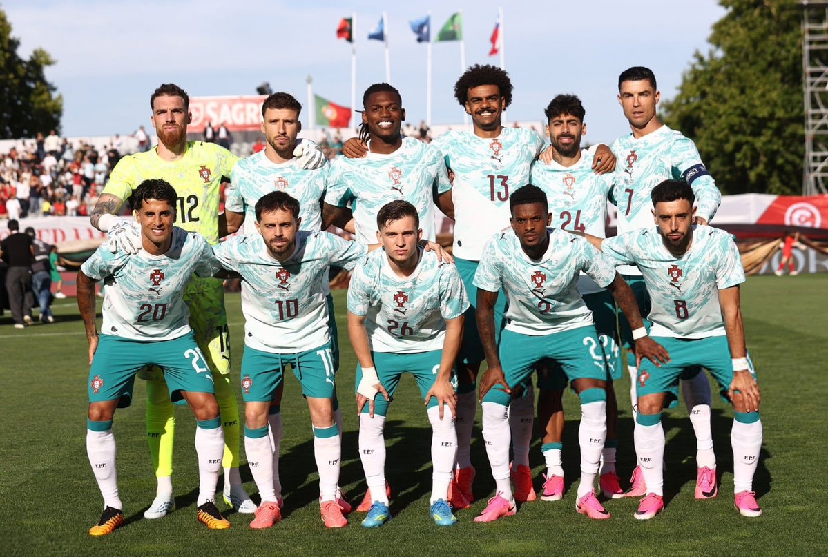 Cristiano Ronaldo Portugal 2nd kit vs Croatia (photo 2 of 2)