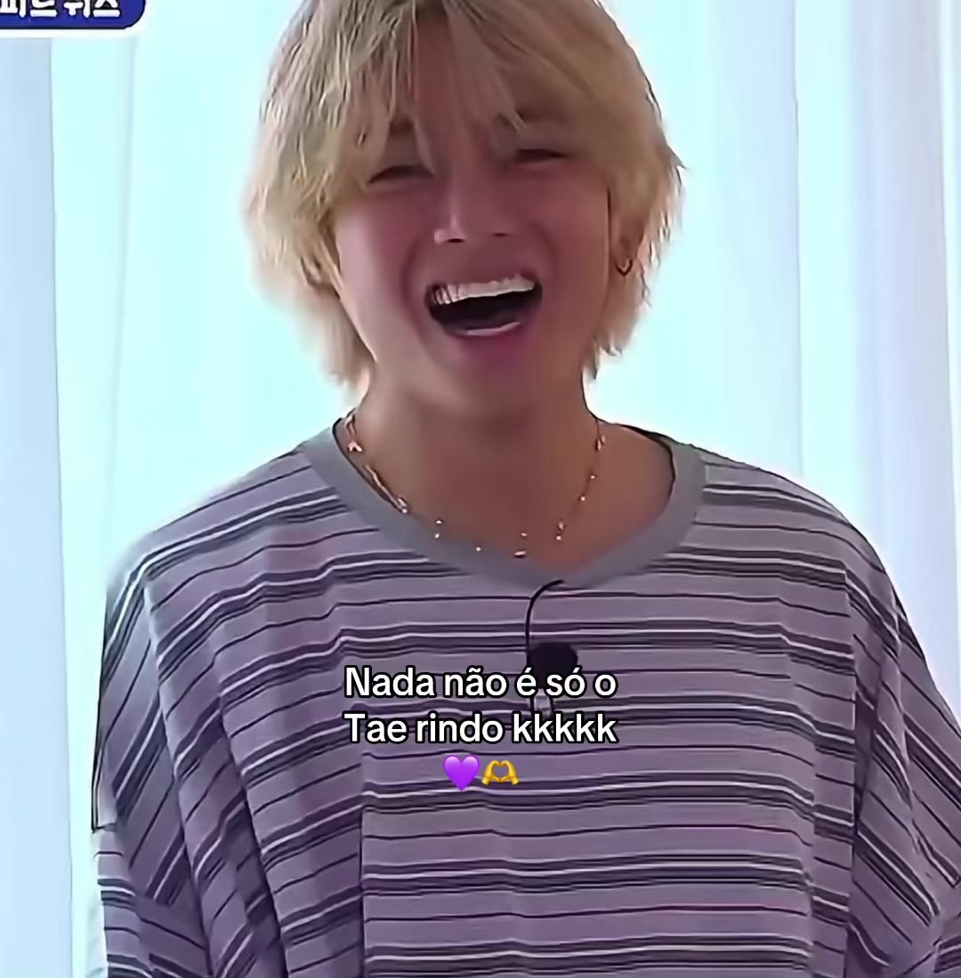Taehyung laughing heartily