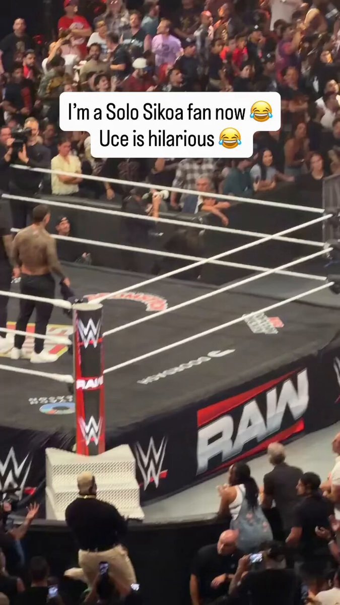Solo Sikoa warms up before Usos brawl