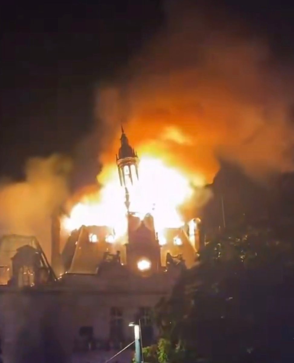 Emmanuel Petit on France riots (photo 2 of 2) Emmanuel Petit on France riots (photo 2 of 2)