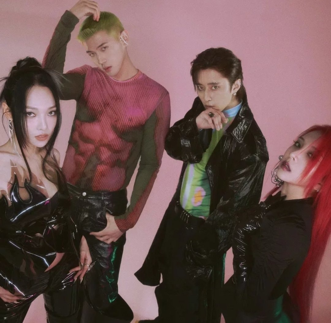 KARD disbandment announcement (photo 1 of 2)