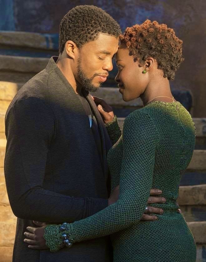 T'Challa and Nakia Black Panther love