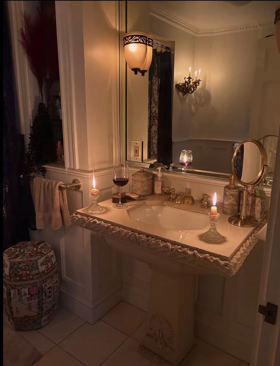 sexy bathroom (photo 2 of 2)