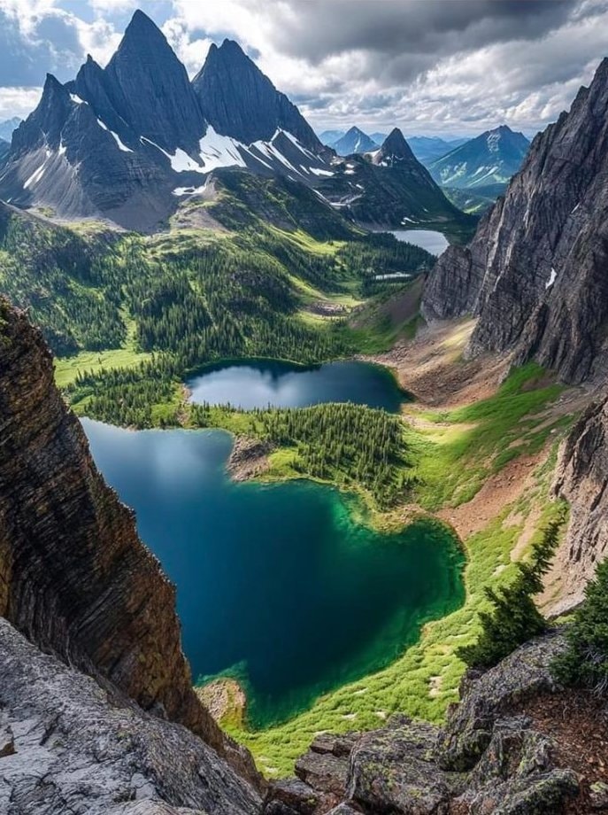 Purcell Mountains Canada