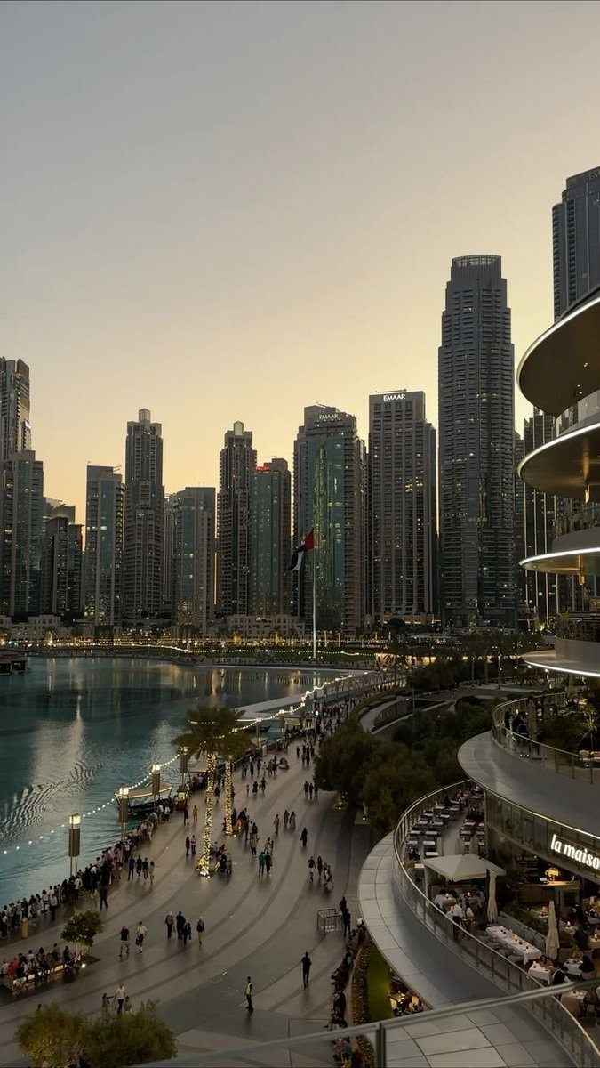 Burj Khalifa Dubai (photo 3 of 4)