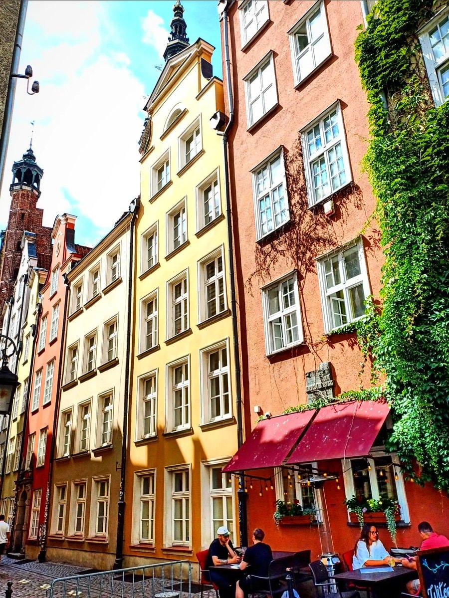 Gdansk Poland street scene (photo 2 of 4) Gdansk Poland street scene (photo 2 of 4)