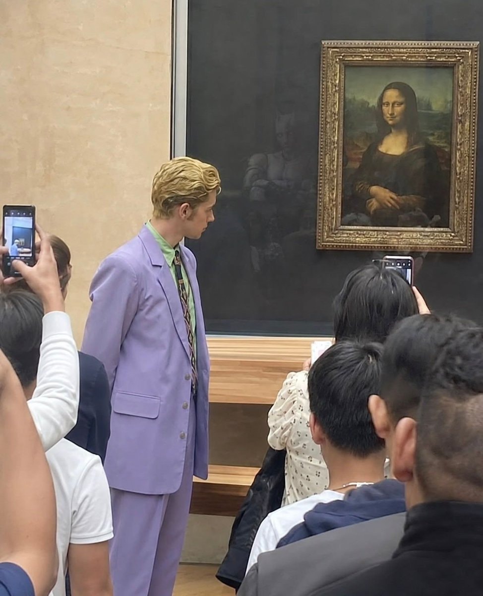 Blonde man in lavender suit Mona Lisa Blonde man in lavender suit Mona Lisa