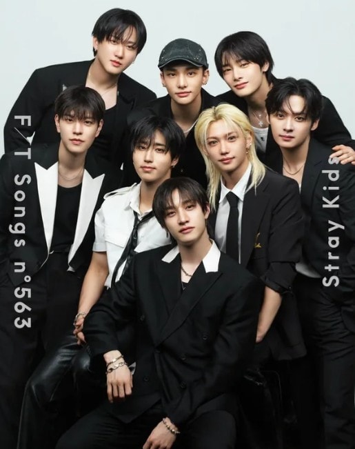 BTS Top K-Pop Streams (photo 3 of 4)