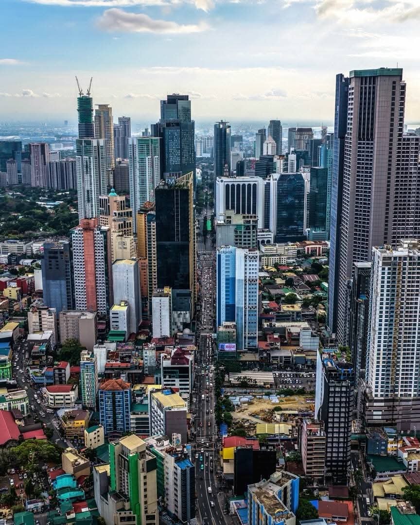 Makati Philippines skyline (photo 1 of 4)