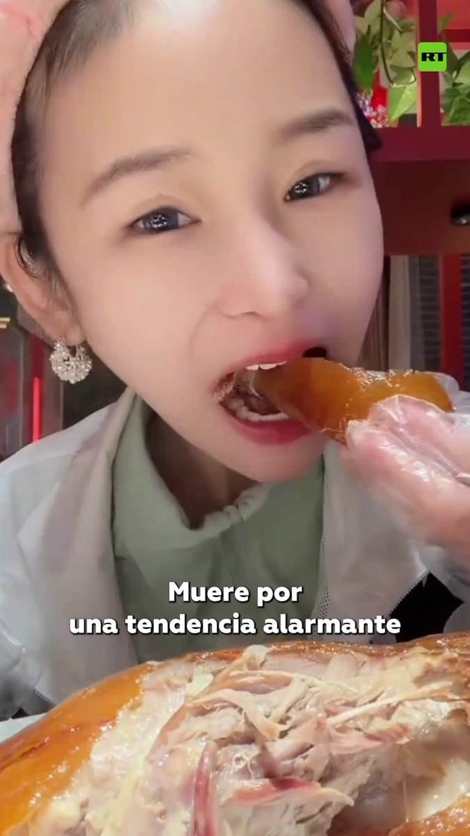Influencer death mukbang trend
