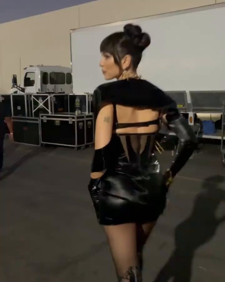 Dua Lipa backstage presence