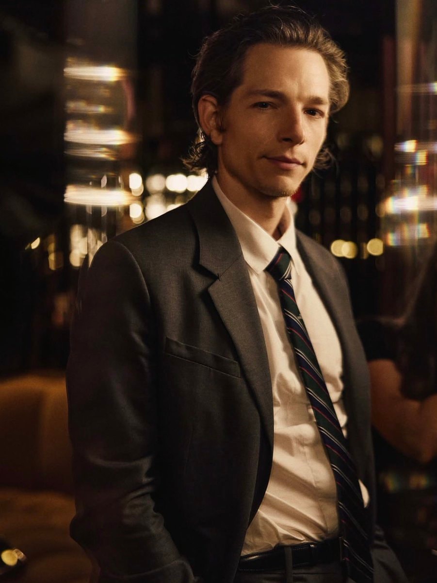 Mike Faist Emilio Madrid EAST OF EDEN (photo 2 of 2)