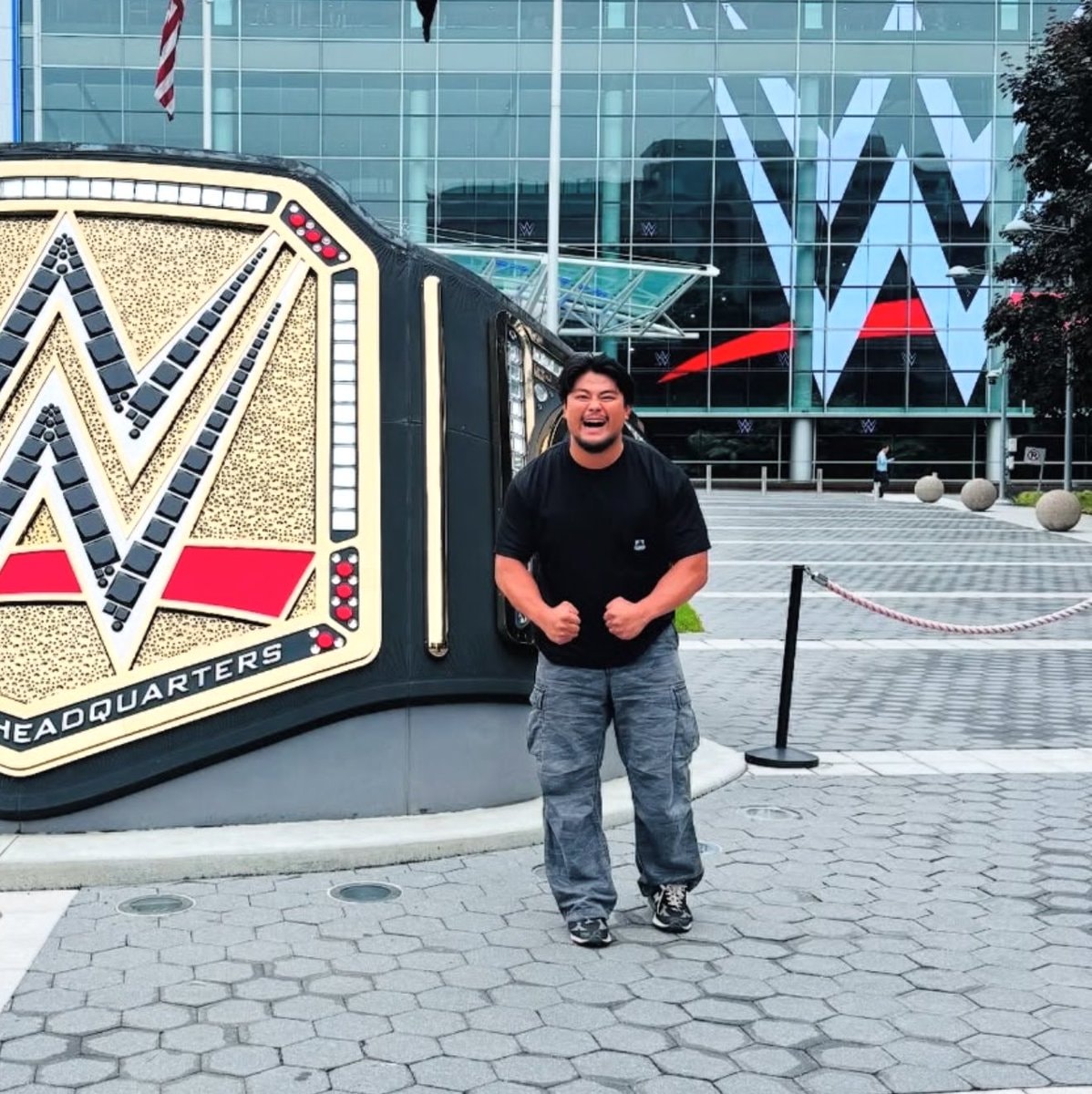 Hidetora Hanada signs with WWE NXT (photo 2 of 3)