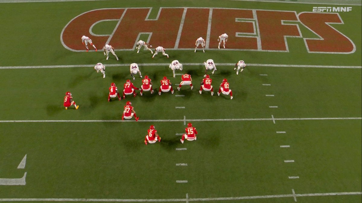 Justin Fields Chiefs trick play TD