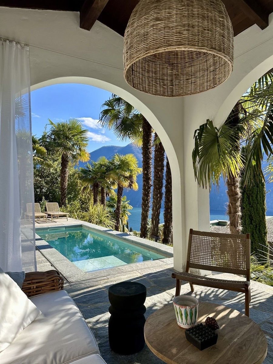 Tropical ocean view bedroom (photo 2 of 4)