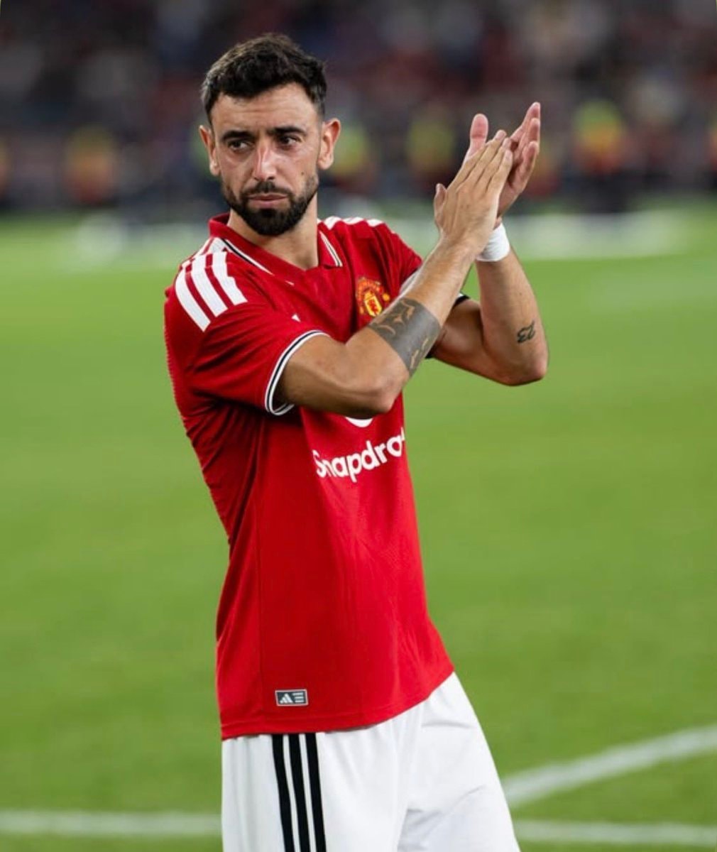 Bruno Fernandes and Matheus Cunha press silence after Leeds draw