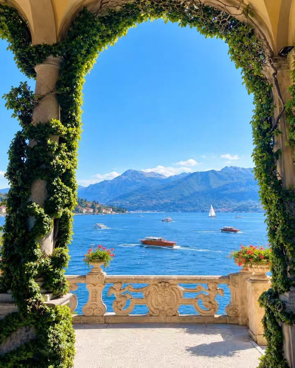 Lake Como Italy