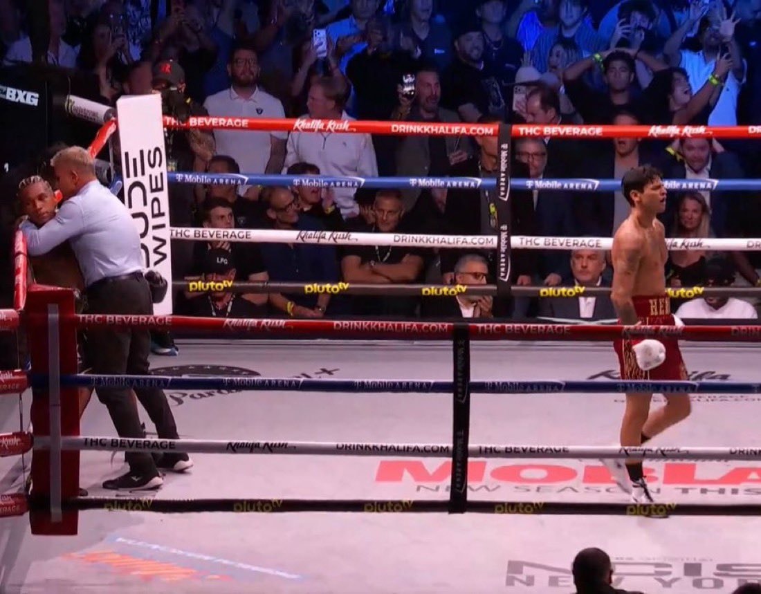 RYAN GARCIA in the ring