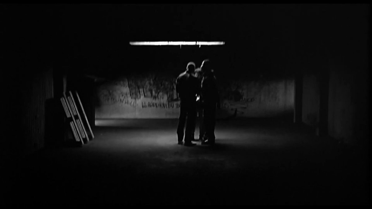 Iconic French cinema dolly zoom shot