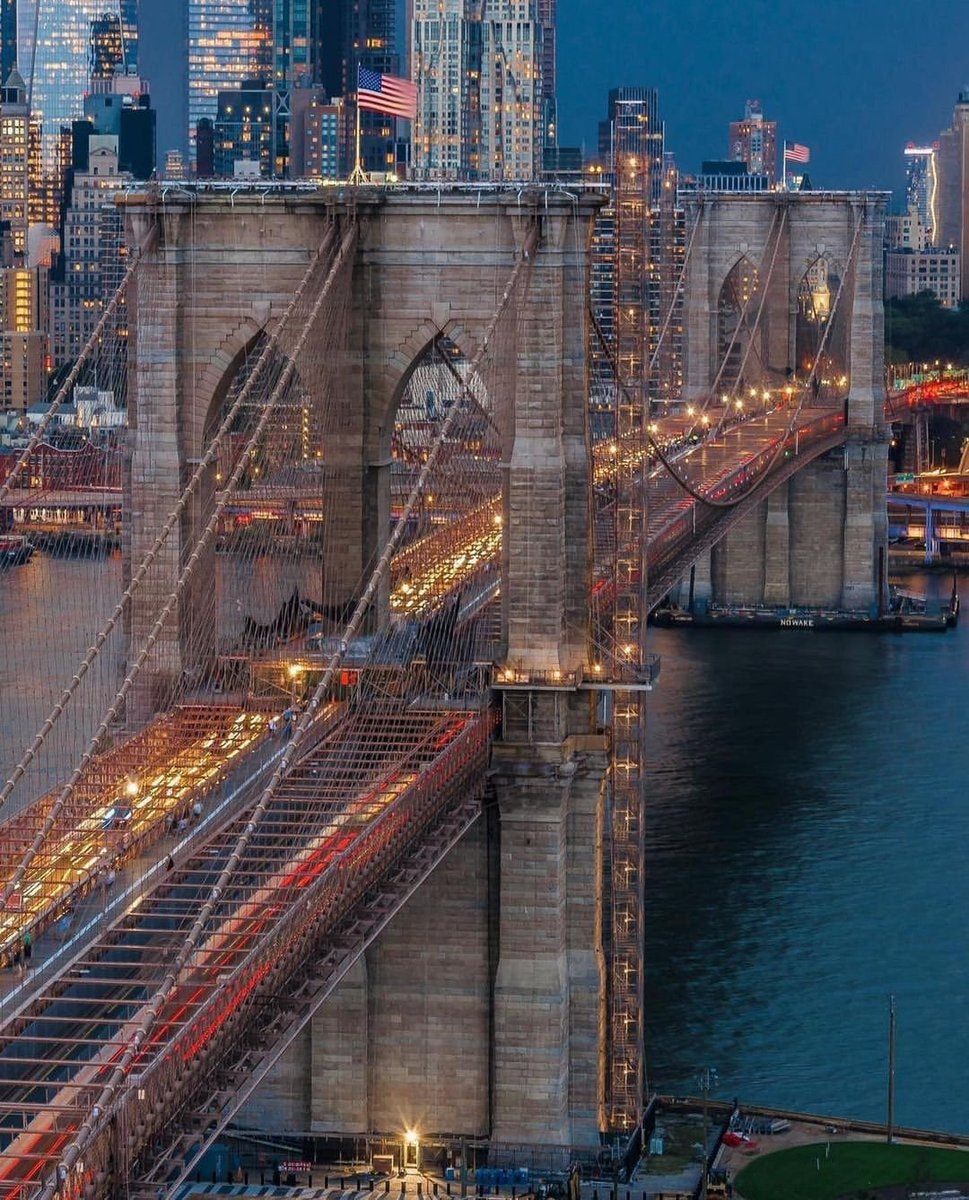 Brooklyn Bridge New York at dusk