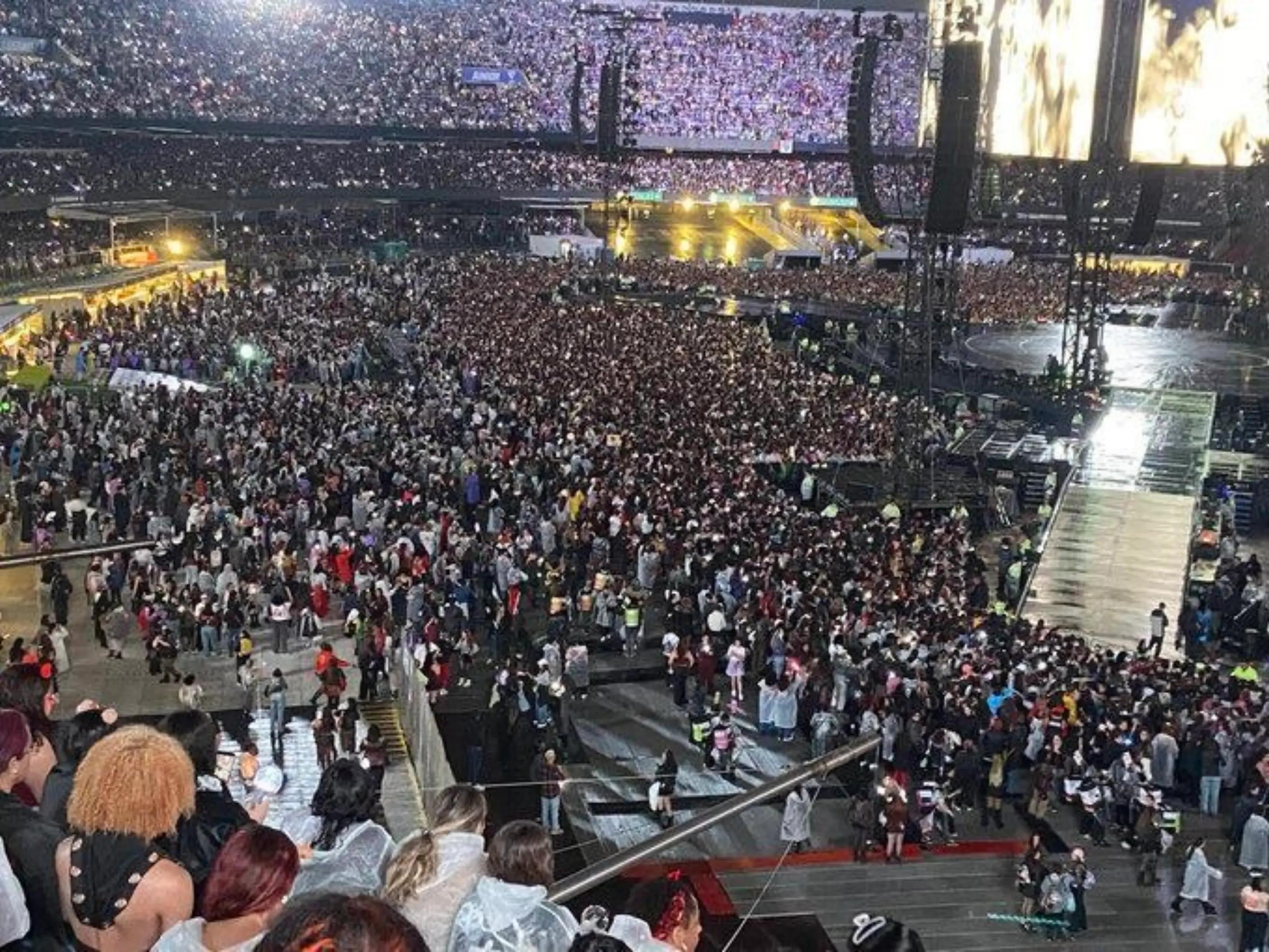 Armie concert overcrowding Live Nation Brazil (photo 2 of 2)