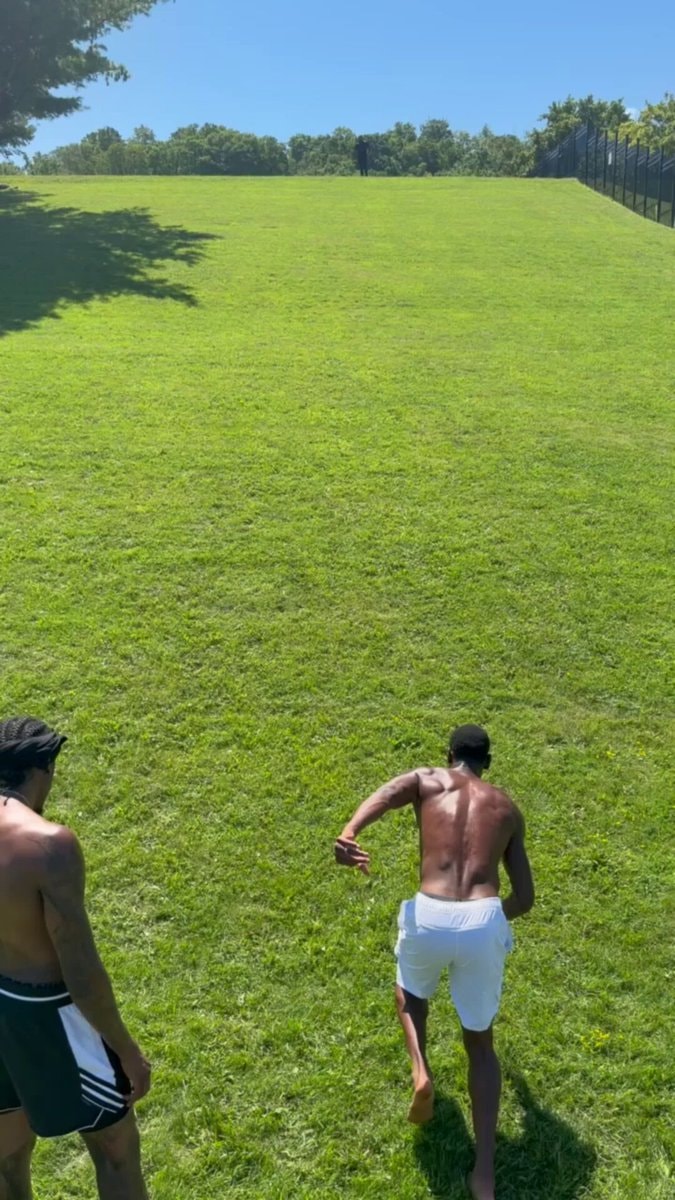 Shai Gilgeous-Alexander and Jalen Williams hills training Shai Gilgeous-Alexander and Jalen Williams hills training