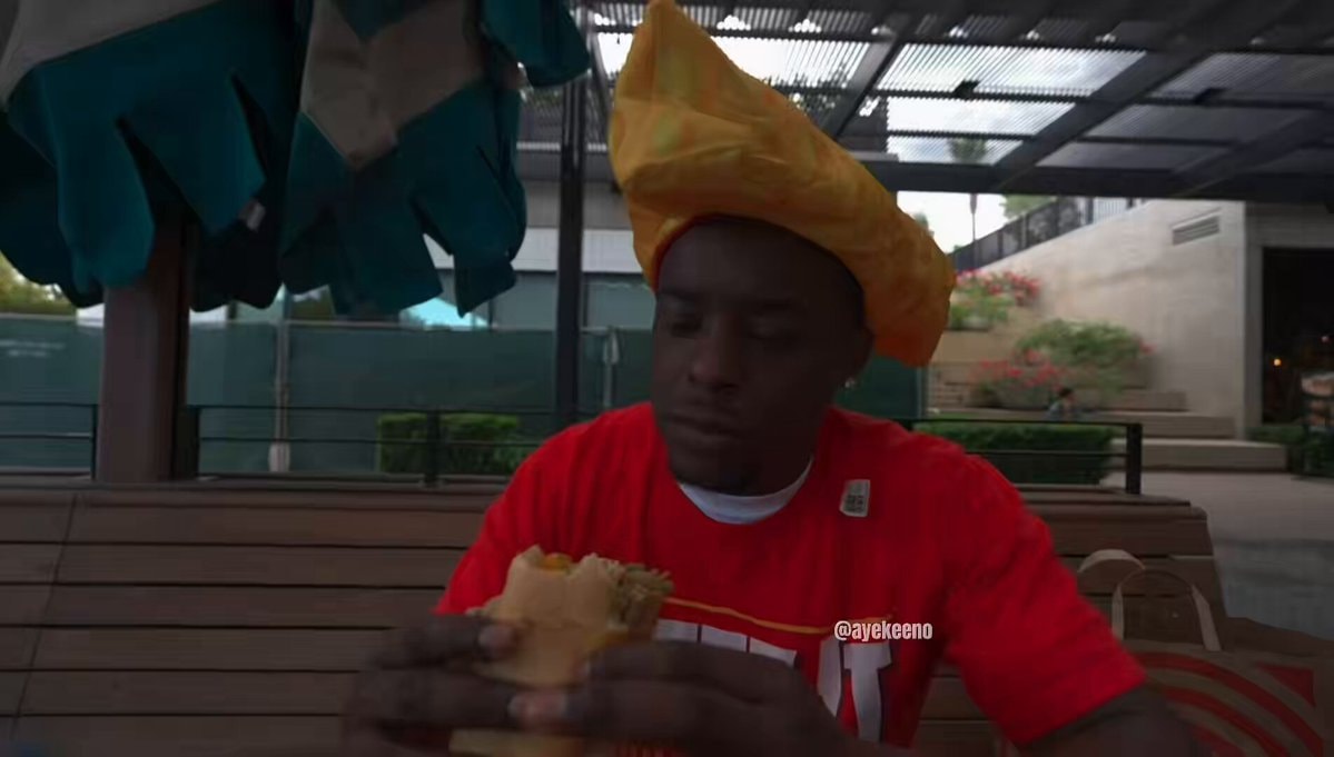 Kai Cenat Cheez-It Restaurant Reaction