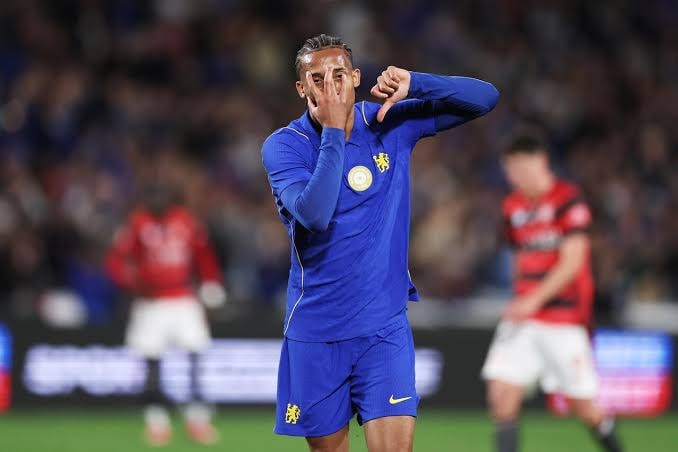 João Pedro Chelsea contract