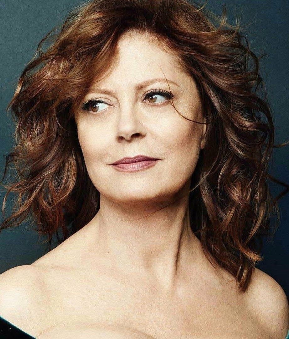 Hannah Einbinder Susan Sarandon NYC arrest (photo 2 of 2)