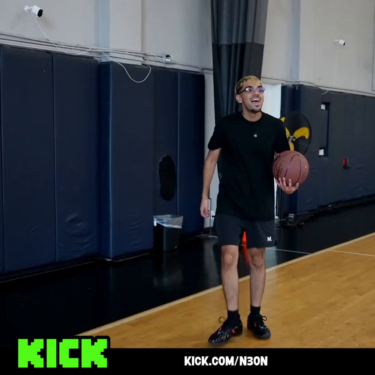 Rae Burrell gym incident Rae Burrell gym incident