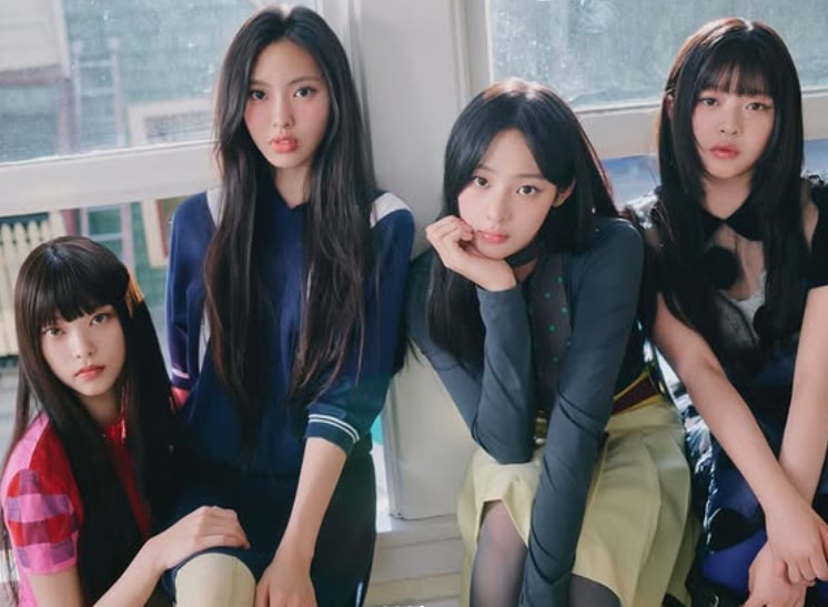 NewJeans group photos Minji Haerin Hyein Hanni (photo 2 of 2)