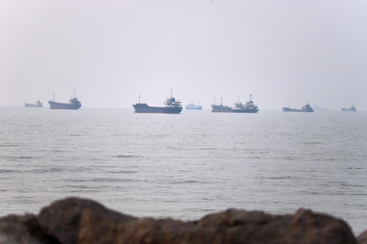 Iran suspends 10% freight fee on foreign vessels (photo 2 of 2)