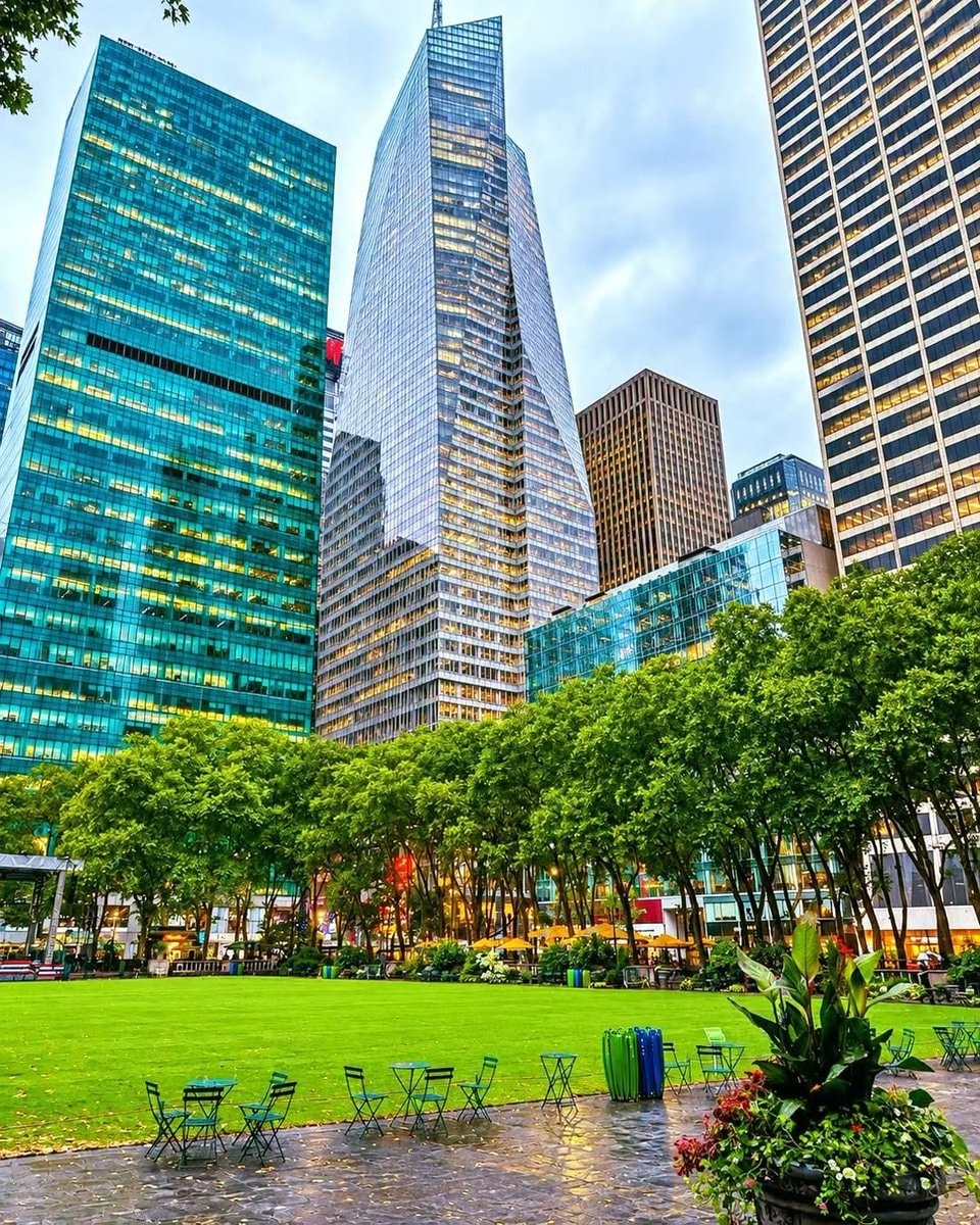 Bryant Park New York rain