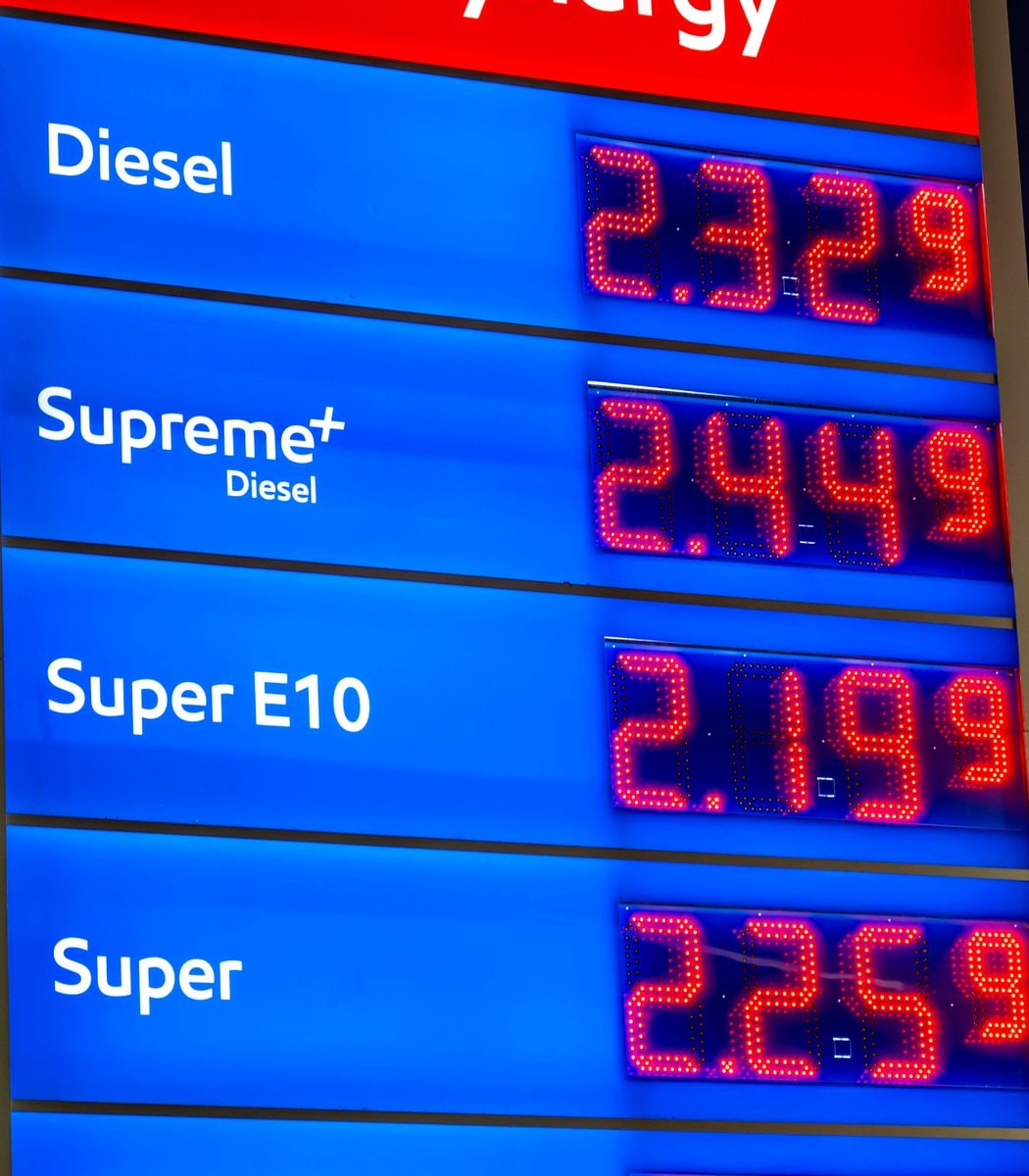 EU fuel prices hit record highs