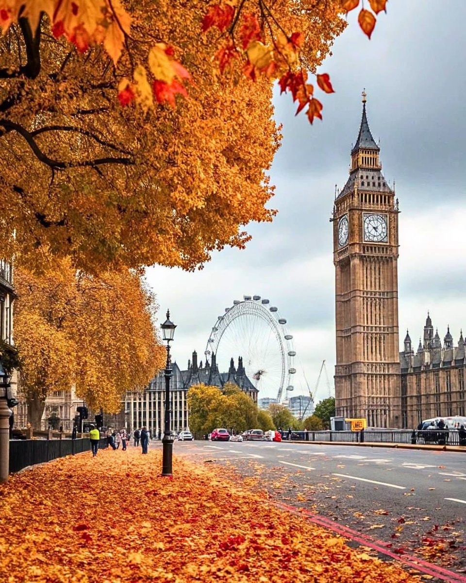 London UK autumn scene