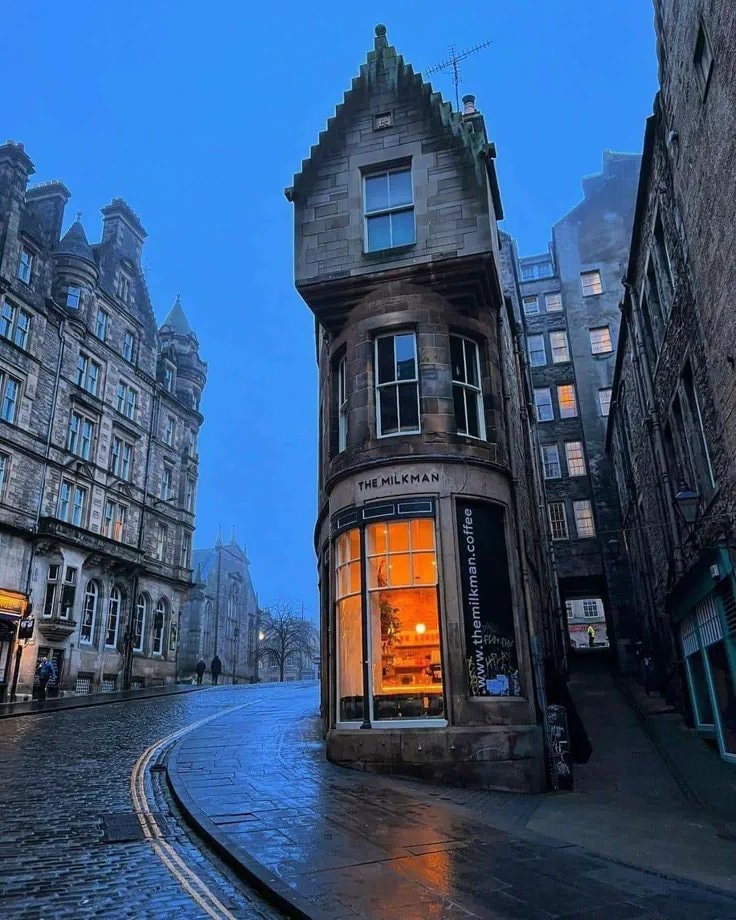 Edinburg after rain (photo 3 of 4)