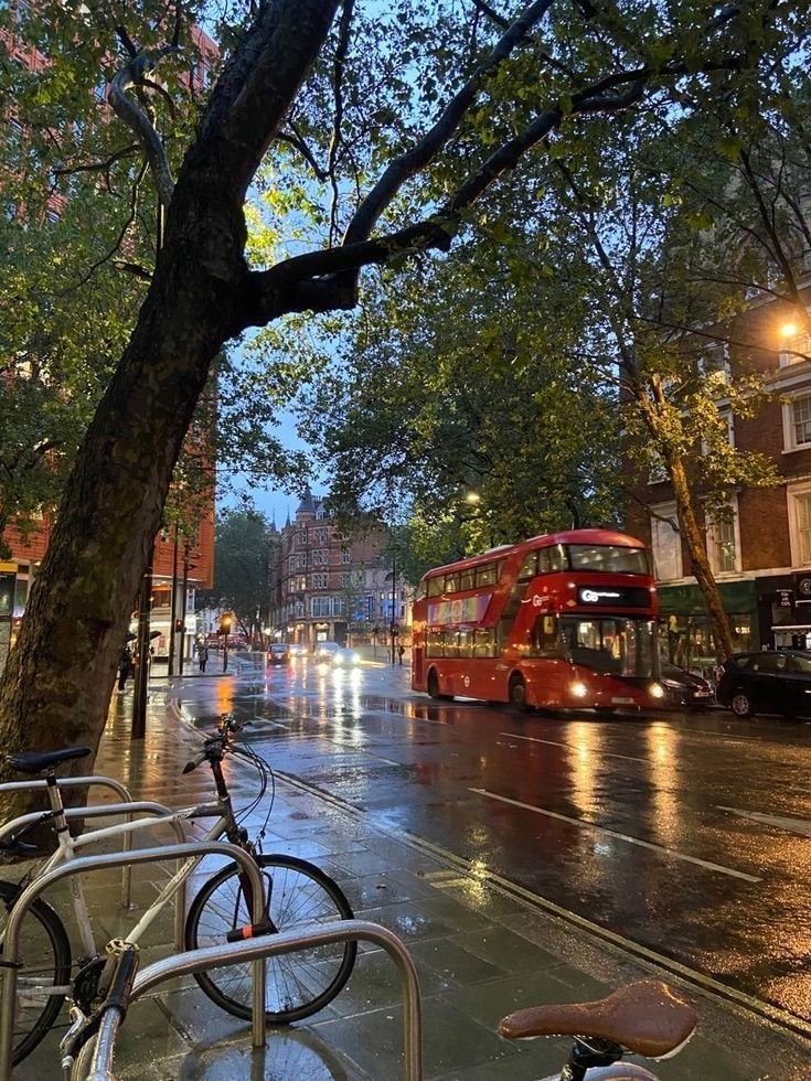 London England scenery (photo 3 of 4)