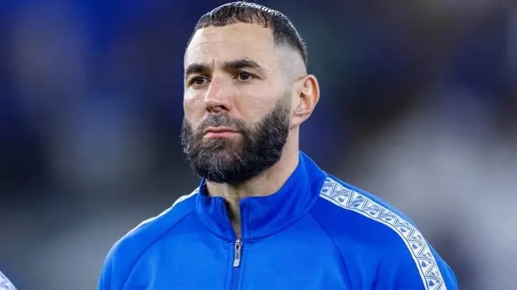 Soccer players out of contract Soccer players out of contract