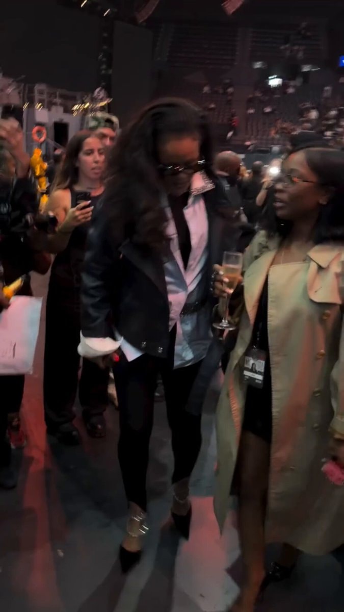 Rihanna at AWGE show in Paris