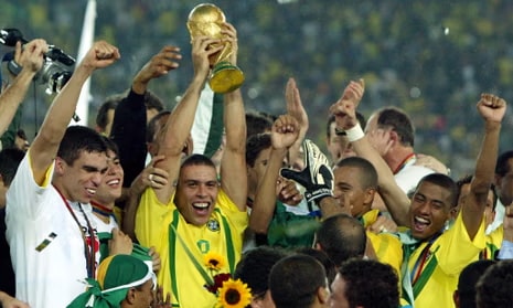 Oliver Kahn 2002 World Cup final (photo 2 of 2)