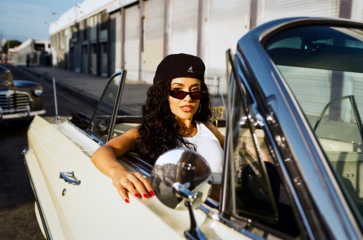 benny blanco Selena Gomez Becky G Te Olvido behind the scenes (photo 3 of 4)