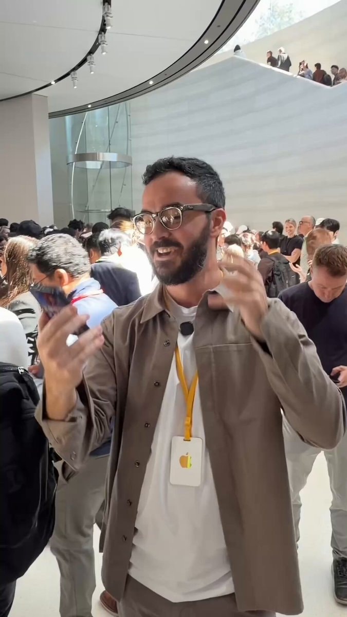 iPhone Duo AppleEvent fan reaction