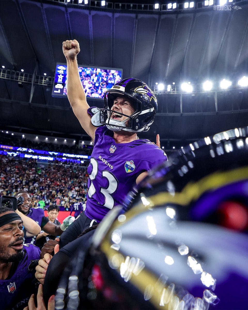 Ravens celebrate Maracanã walk-off field goals